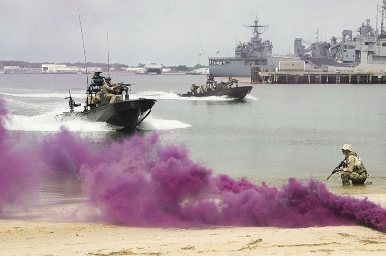 40 Navy Seals ‘Fighting for their careers’ in push for
religious exemption to COVID-19 vaccine mandate. 1
