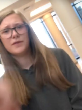 Wyoming teen in school face mask standoff arrested for
trespassing, cops say 1