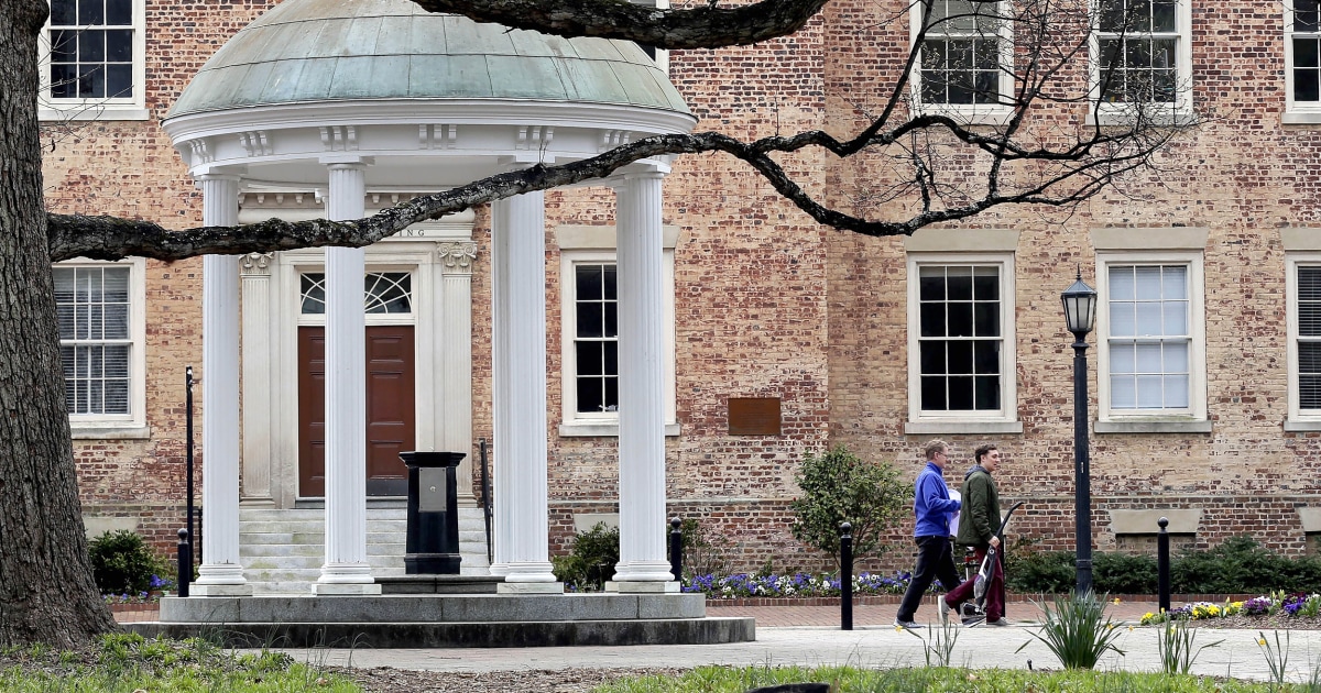 UNC Chapel Hill cancels classes amid 2 suicide
investigations 1