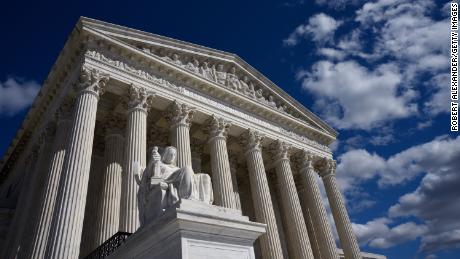 New York state health care workers will no longer have
religious exemption to Covid-19 vaccine mandate, court
rules 1