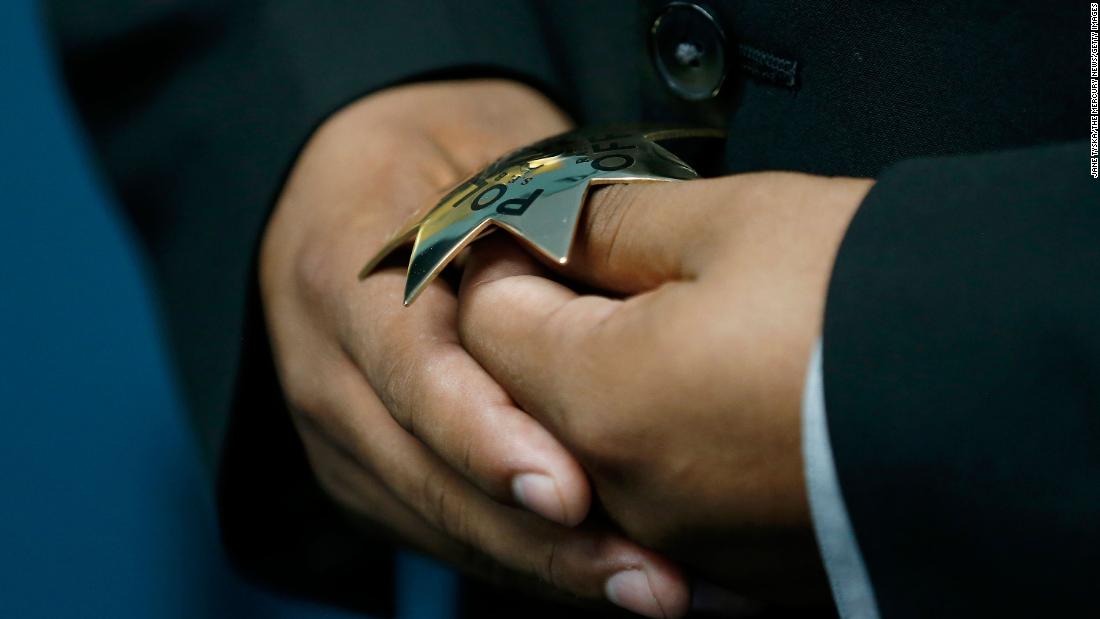 There was a 7.2% jump in assaults on law enforcement
officers in 2020, FBI says 1