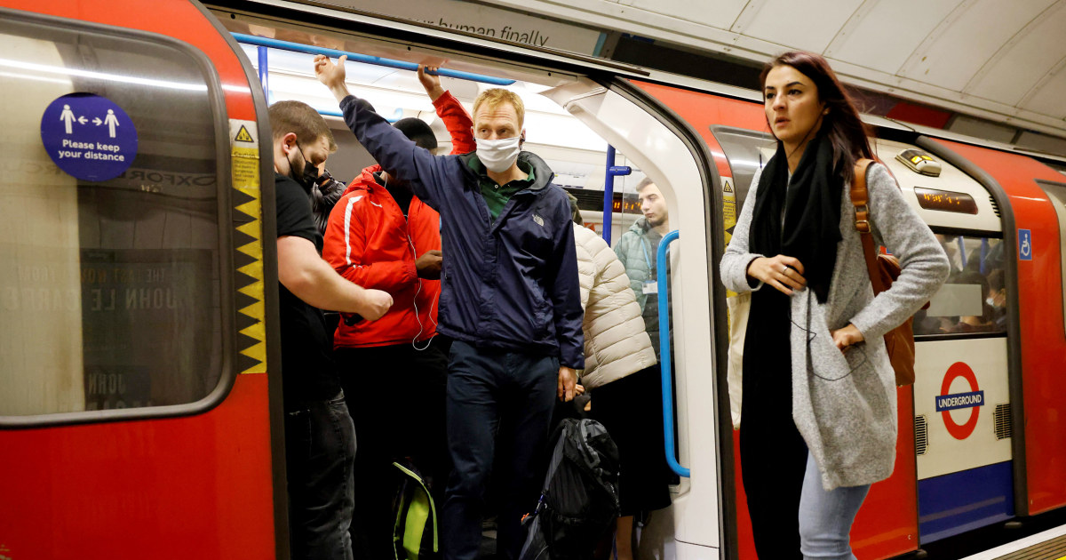 New variant? No masks? Here's what's driving the U.K.'s
latest Covid surge 1