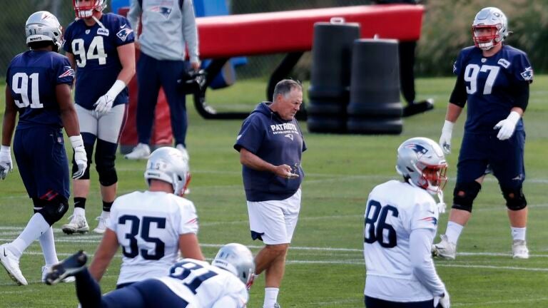 After all the buildup, this is the issue: Is there any way
the Patriots can actually beat the Bucs? 1