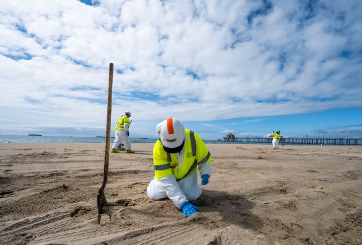 Southern California Beach To Reopen Following Oil
Spill 1