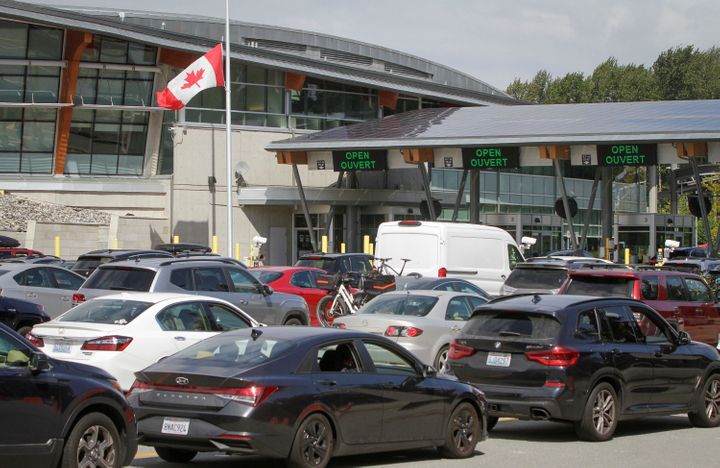 U.S. To Reopen Canada, Mexico Borders To Fully Vaccinated
Travelers 1