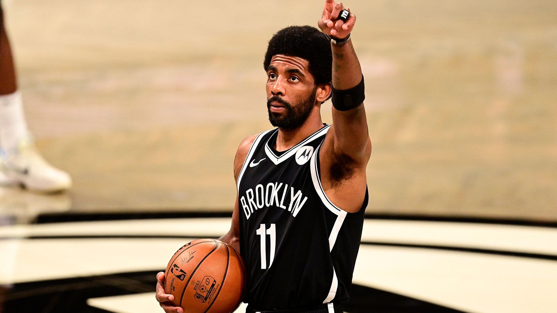 Kyrie Irving Breaks Silence On COVID-19 Vaccine
Refusal 1