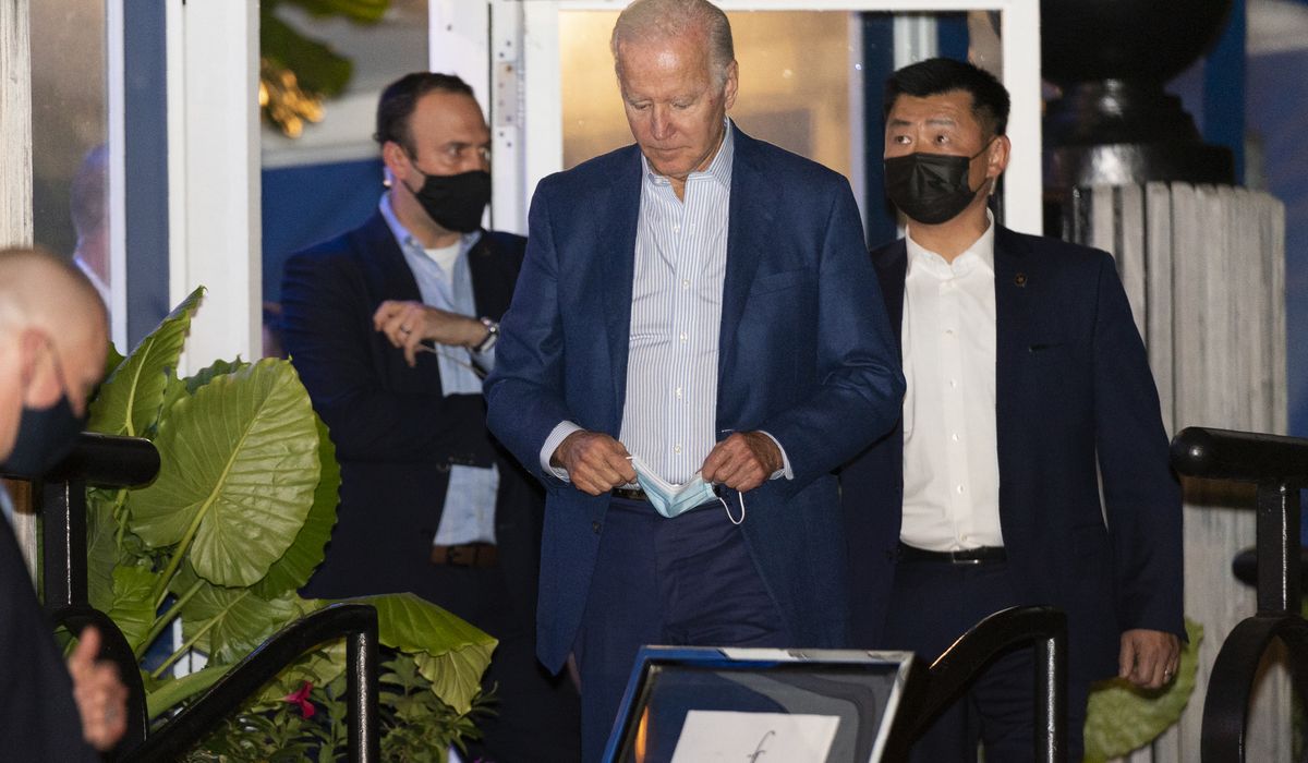 Bidens blasted for violating D.C. mask mandate at upscale
Georgetown restaurant 1