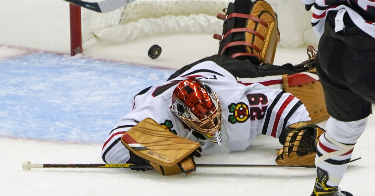 Blackhawks’ disastrous opening trip ends with rout by
Penguins 1