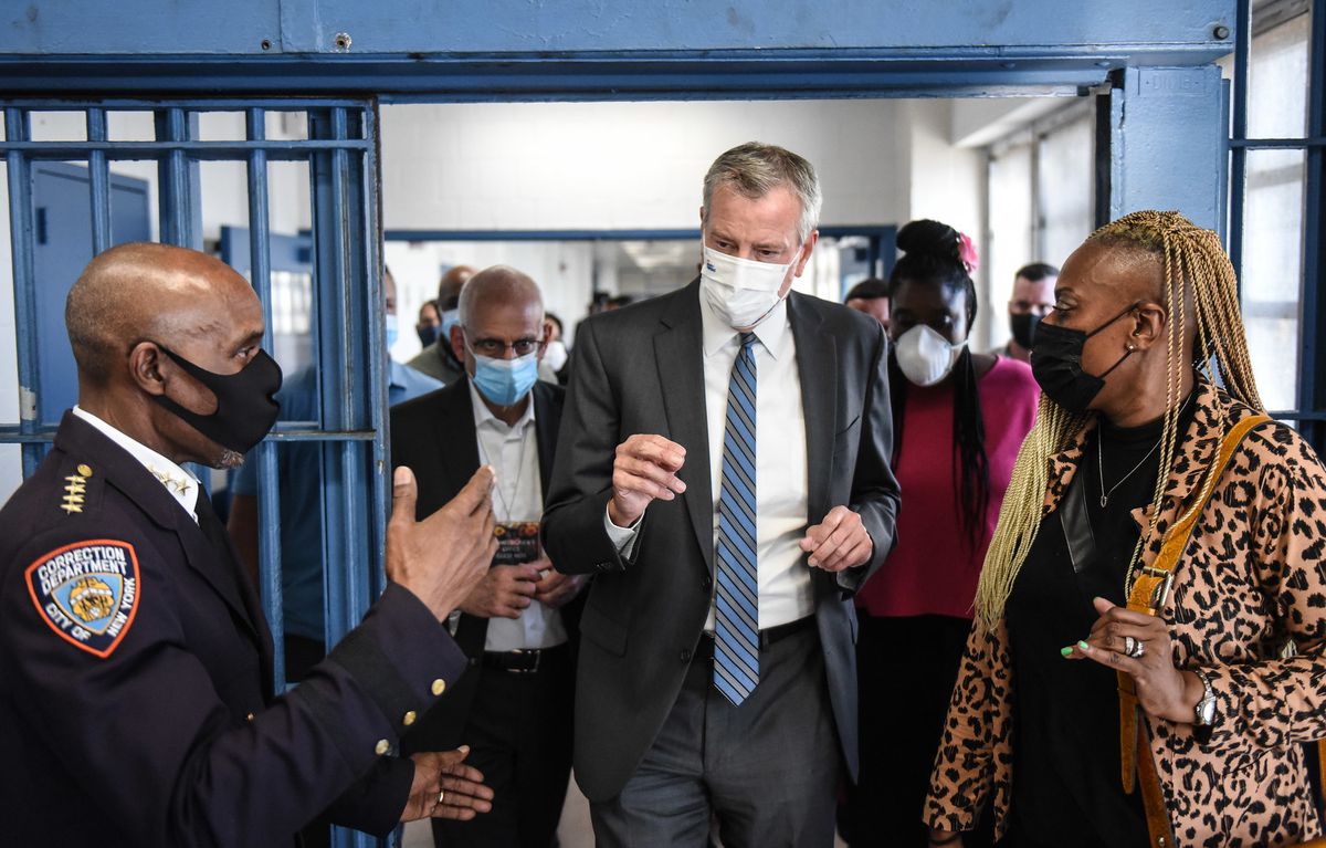 Rikers officers will sue NYC over private security push:
union head 1