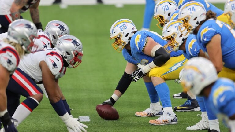 Countdown to kickoff: Can the Patriots even their record
with a victory in Los Angeles on Sunday? 1