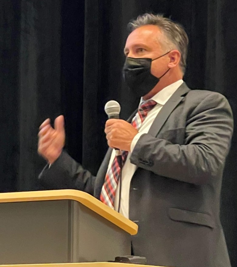 Low case count, vaccine for children would make masks
optional in Fulton schools 1