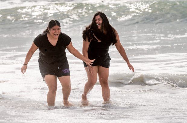 After oil spill, each affected Southern California beach
reopens using its own standards 1