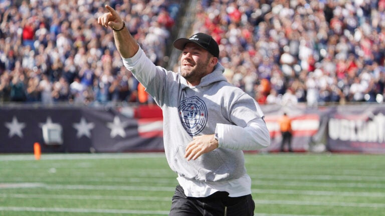 Julian Edelman: 2-4 Patriots ‘just aren’t the Patriots right
now’ 1