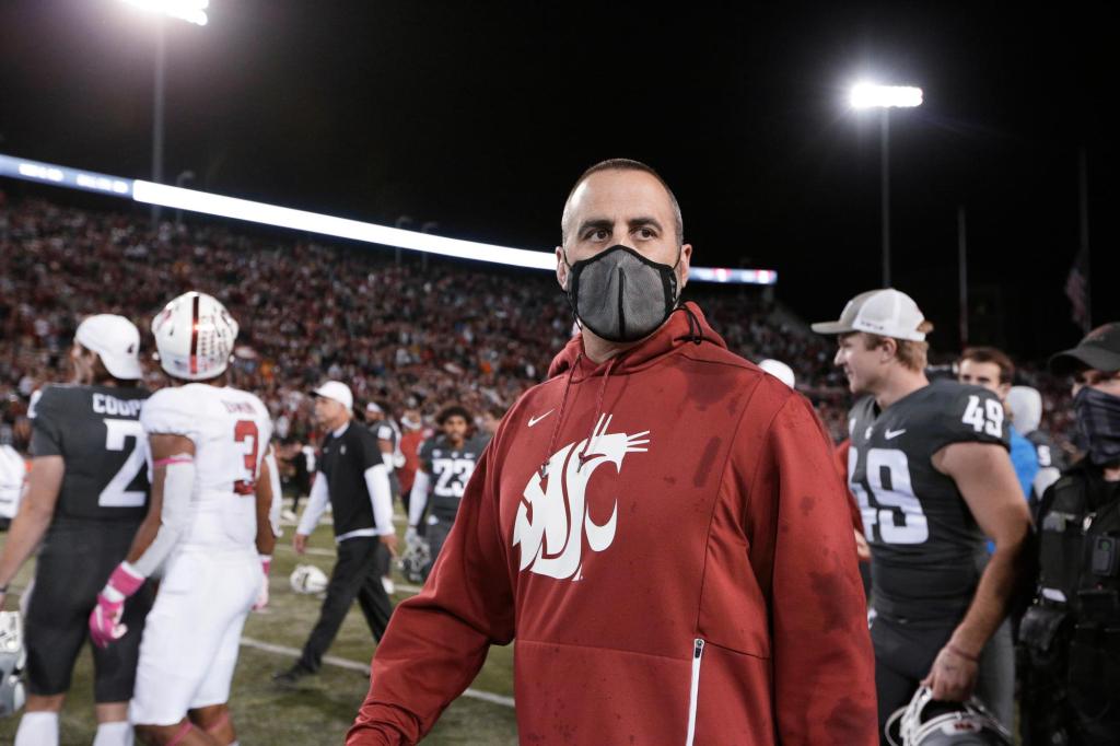 Washington State coach Nick Rolovich fired for refusing
COVID-19 vaccine 1