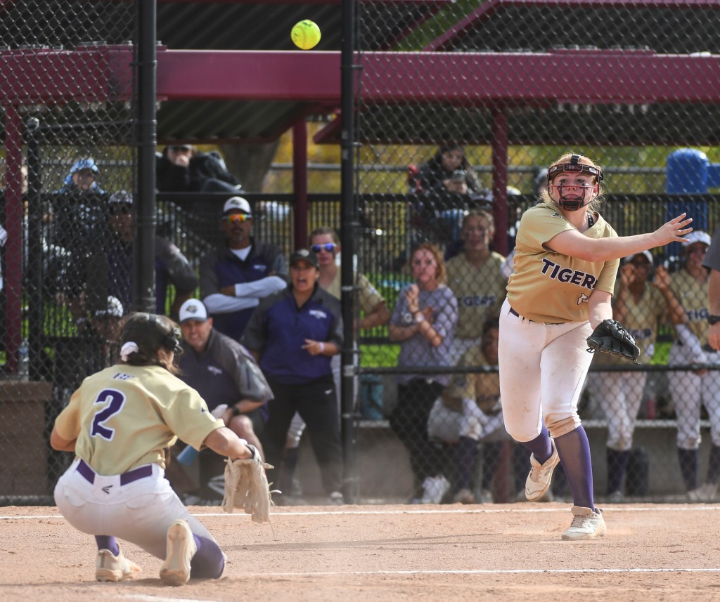 Class 4A softball: Ava Kuszak crushes two home runs in Holy
Family’s run to third state title 1