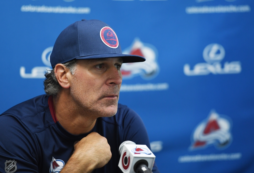 Avalanche coach Jared Bednar tests positive for
COVID-19 1