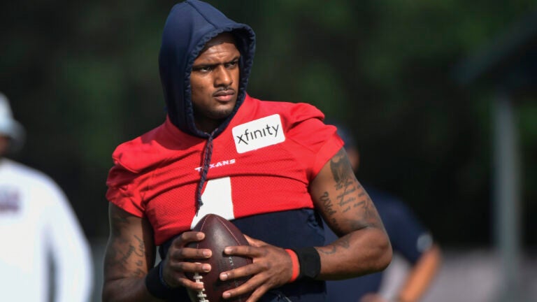 What a Deshaun Watson trade to Miami would mean for
Patriots 1
