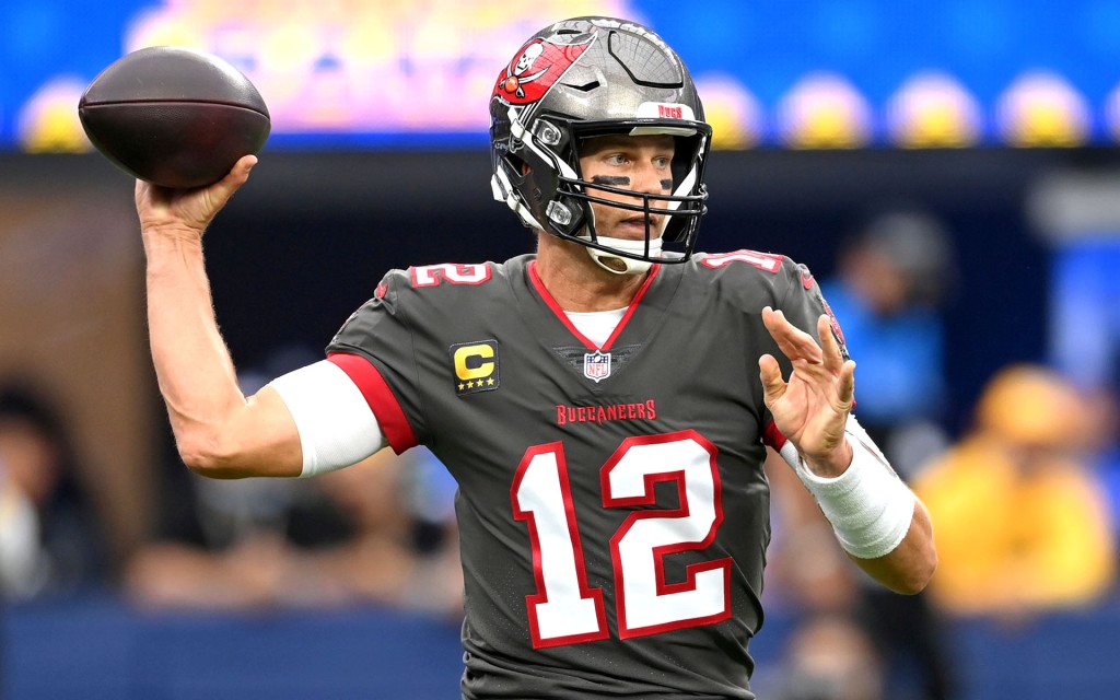 Buccaneers vs. Patriots prediction: Bet on Tom Brady vs.
ex-team 1