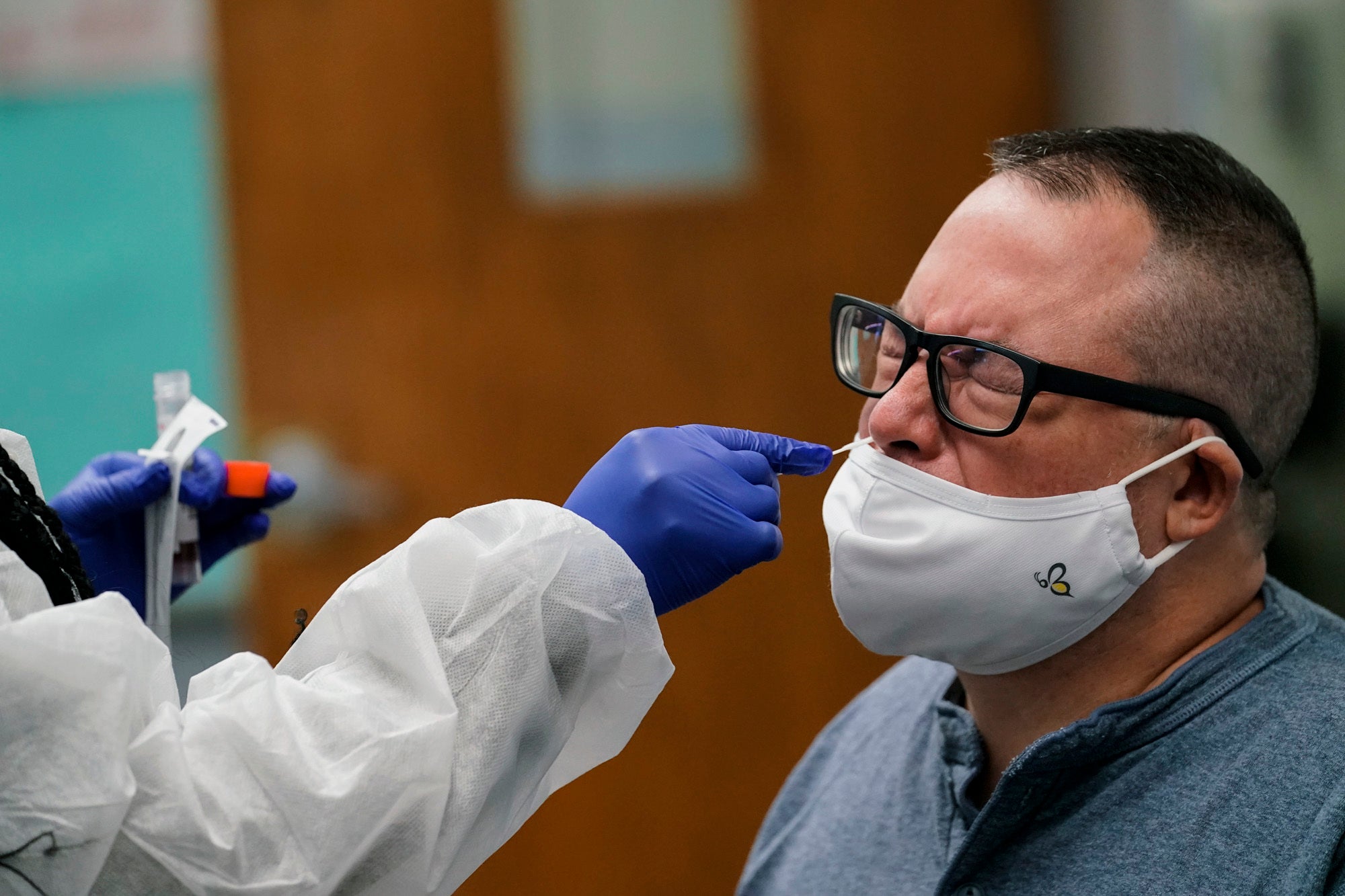 Mass. reports 1,184 new COVID-19 cases, 21 new
deaths 1