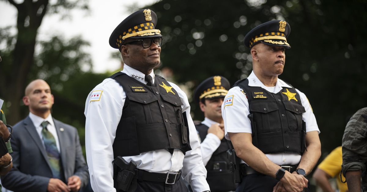 CPD restricts time off for officers as union fights
Lightfoot on COVID-19 vaccination reporting mandate 1