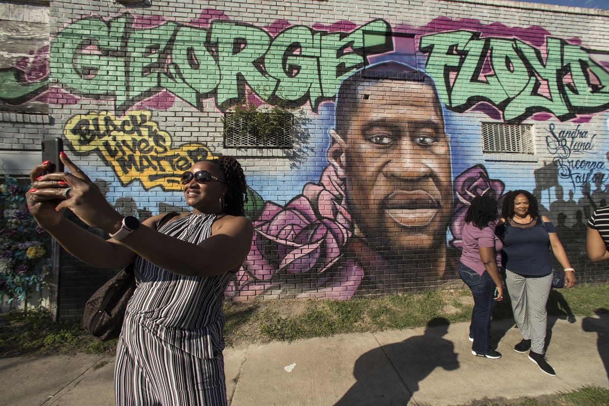 Texas panel recommends posthumous pardon for George Floyd on
drug bust by suspect cop 1 Texas panel recommends posthumous pardon for George Floyd on
drug bust by suspect cop 1