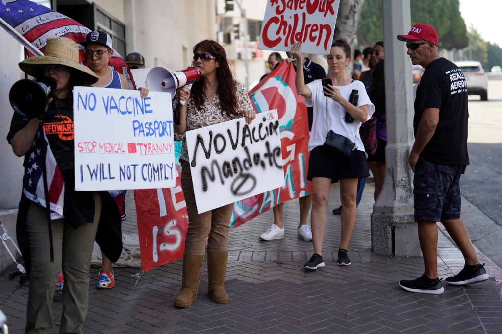 Thousands of California parents, students to protest
Newsom’s vaccine mandate 1