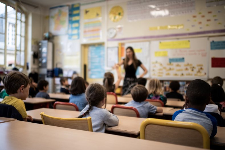 Students Left 'Covered in Fleas' After 'Apocalyptic'
Infestation Shuts Down Two Schools 1
