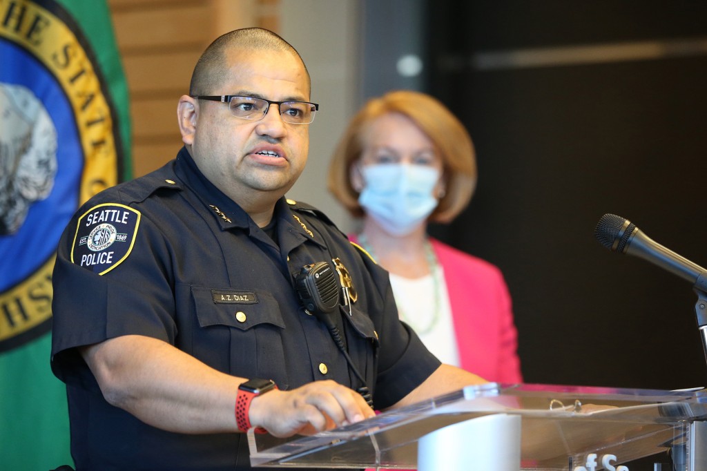Seattle could fire 40% of police force over COVID-19 vaccine
mandate 1