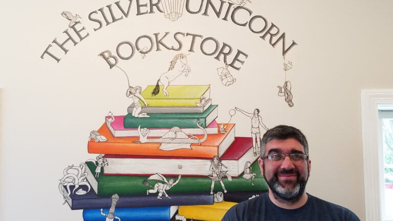 How a ‘die-hard Patriots fan’ became a local bookshop
owner 1