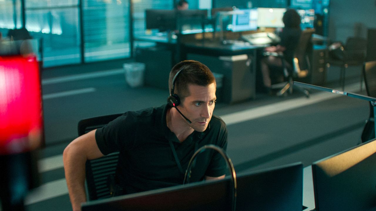 'The Guilty' review: Jake Gyllenhaal shines as anguished
LAPD officer 1