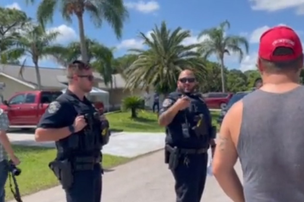 Protesters outside Laundrie home cited by cops for using
loudspeaker 1