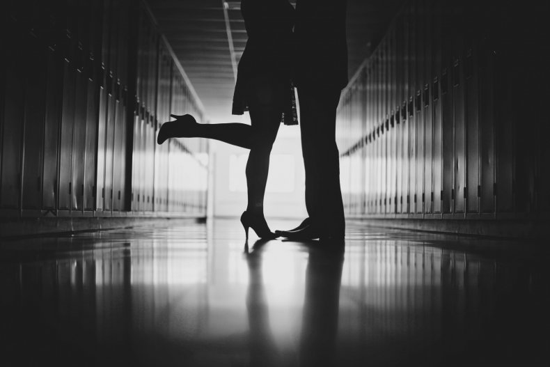 Video Shows Students Having Sex in Maryland Classroom,
School and Police Investigate 1