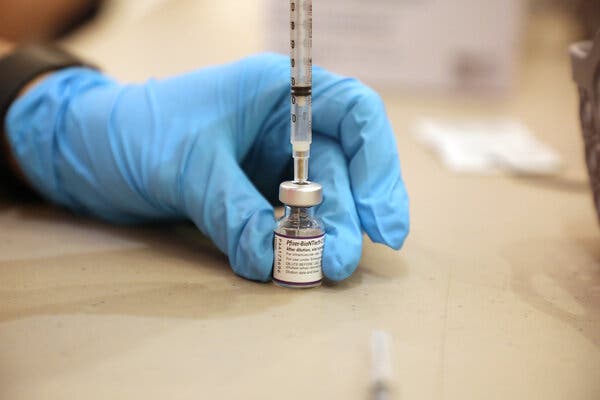 Coronavirus Vaccine, G20, Halloween: Your Friday Evening
Briefing 1