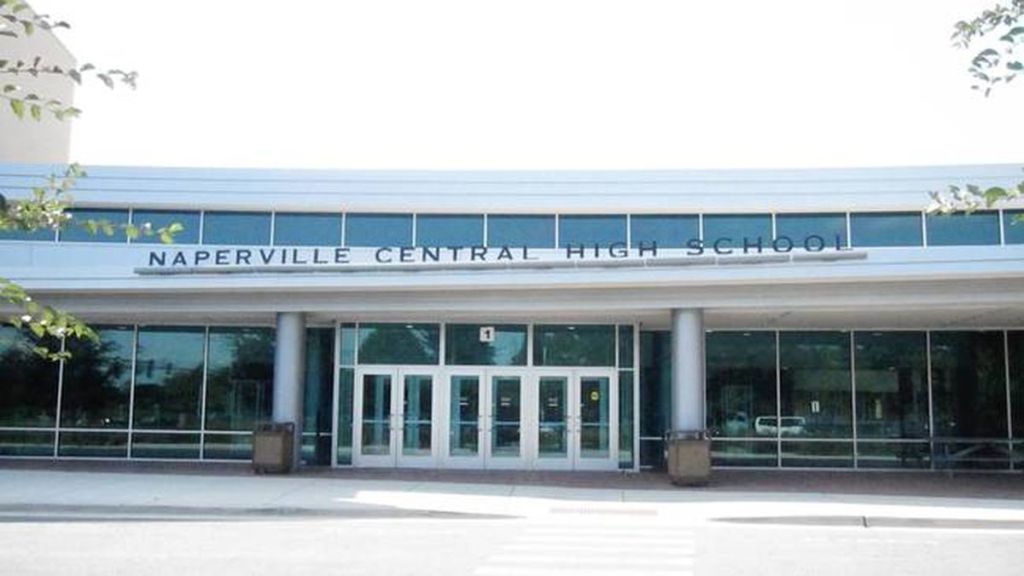 White student receives probation for posting ‘Slave for
sale’ Craigslist ad with Black classmate’s photo 1
