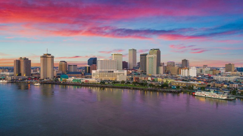 New Orleans Lifts Indoor Mask Mandate After Rise in
Vaccination Rates 1