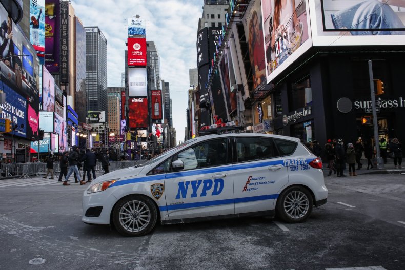 'Cop of the Month' New York Police Officer Busted in
Prostitution Sting Operation 1