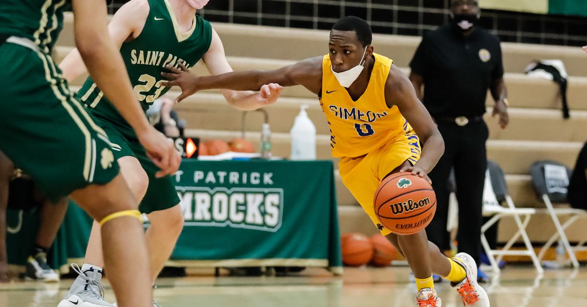 Class shifting: A look at the new high school basketball
playoff landscape 1