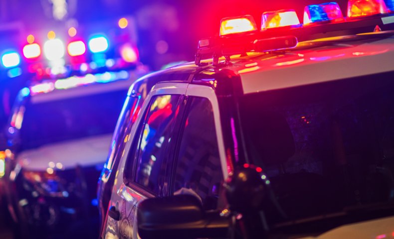 Police Officer Shot Dead, 2 Deputies Injured by Gunman in
Houston Bar Ambush 1