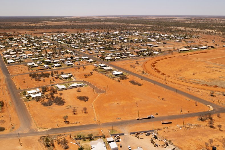 People Looking for Wide-Open Spaces Overwhelm Town Offering
Free Land 1