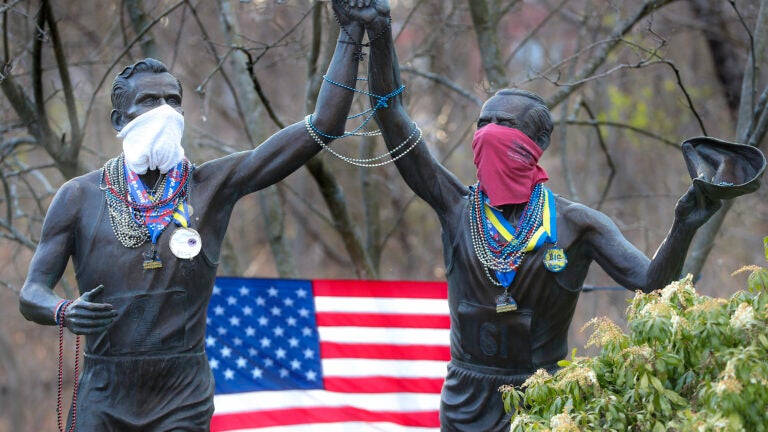 Headed to watch or run in the 2021 Boston Marathon? Here’s
what doctors say you should know about your risk of
COVID-19. 1