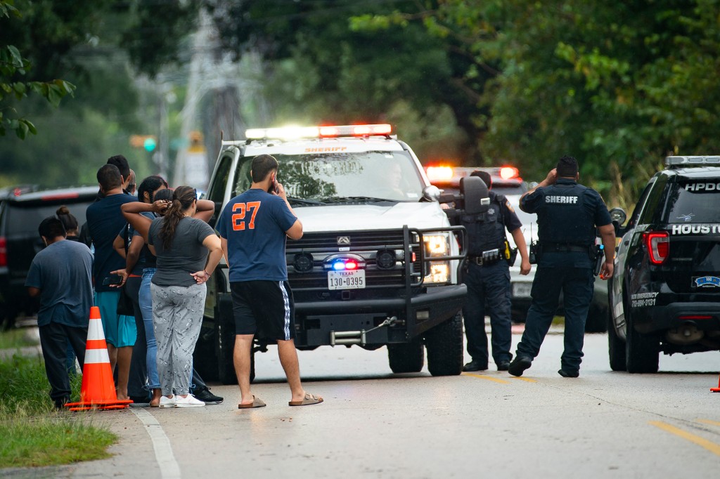 Ex-student opens fire at Texas school, shoots
administrator 1