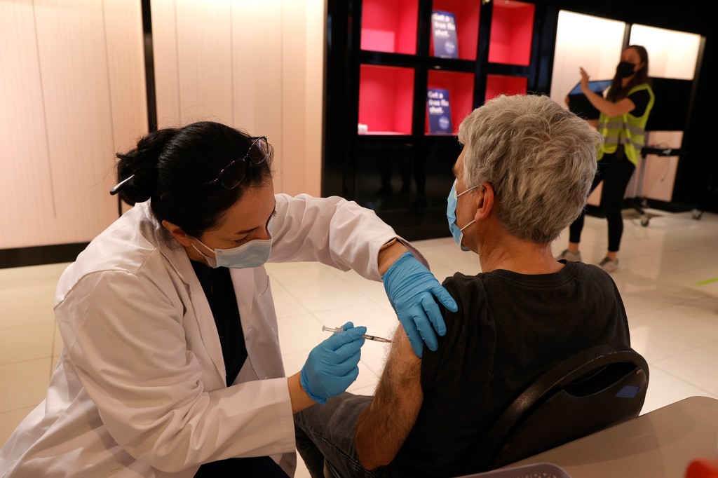 Biden says private-sector COVID-19 vaccine mandate will take
effect ‘soon’ 1