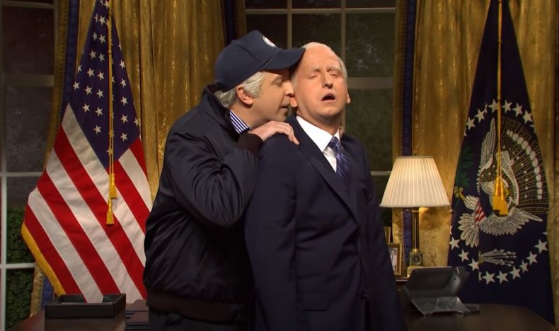 Jason Sudeikis Mocks Joe Biden Smelling Women's Hair in SNL
Opening 1