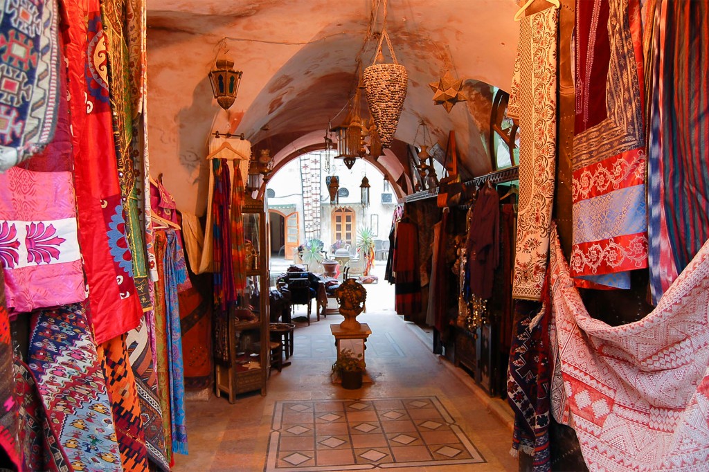 Syria reopens to international tourists amid terror
threats 1
