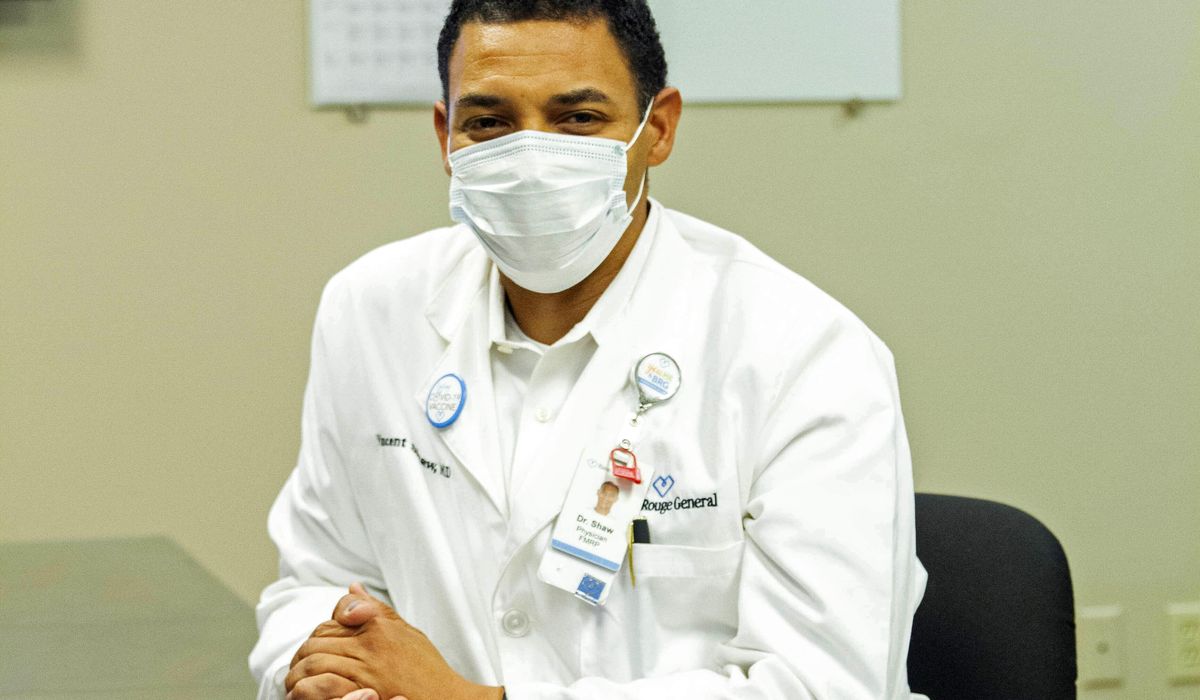 Doctors grow frustrated over COVID-19 denial,
misinformation 1