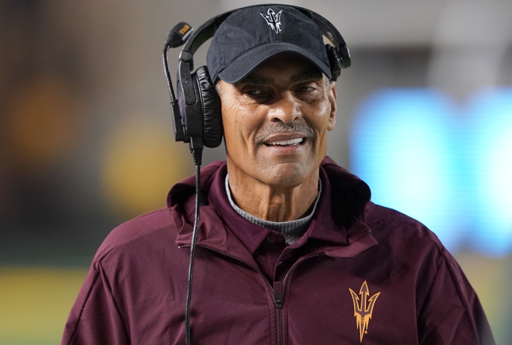 Pac-12 coaching carousel: Clarity comes to four schools as
Washington remains in search mode 1