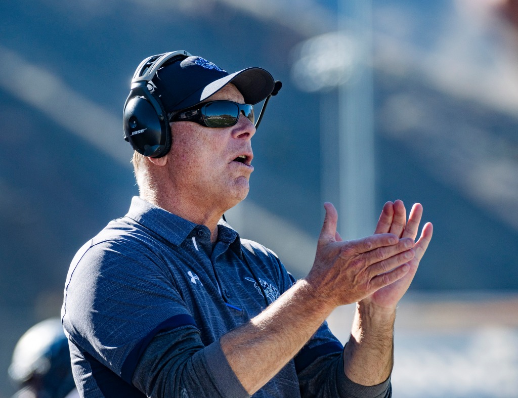 Colorado School of Mines professor alleges football coach
tried to hijack his classroom mid-lecture 1