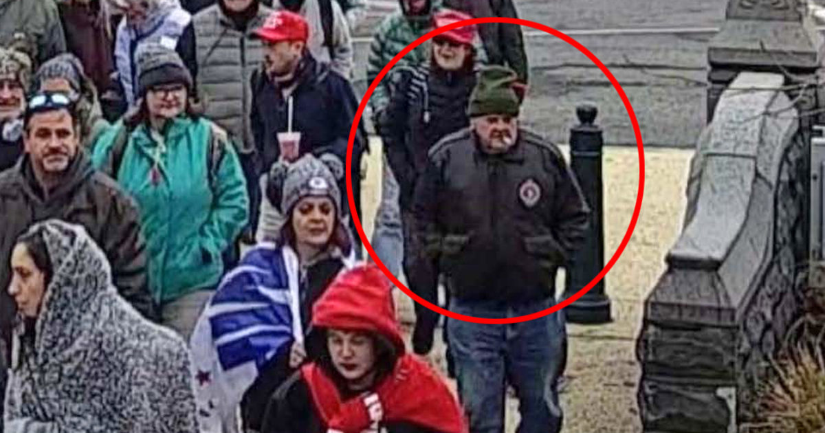 Capitol riot suspect who brought Molotov cocktails to D.C.
pleads guilty 1