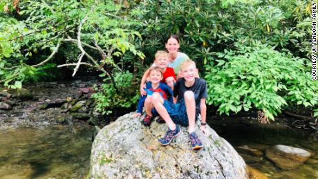 Answering kids (and parents) questions about the Covid-19
vaccine for ages 5 to 11 1