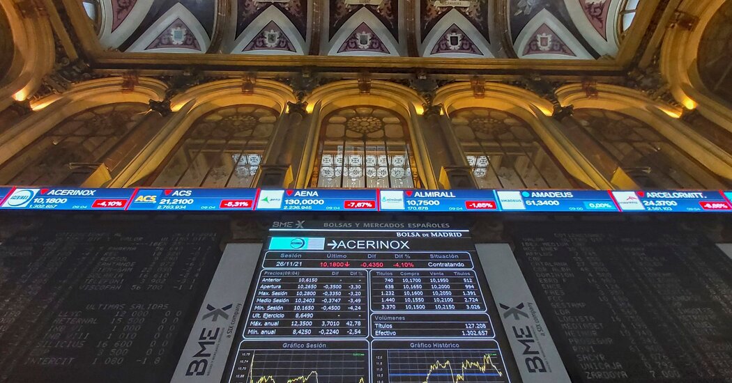 Stocks and Oil Drop Amid New Coronavirus Variant 1 Stocks and Oil Drop Amid New Coronavirus Variant 1